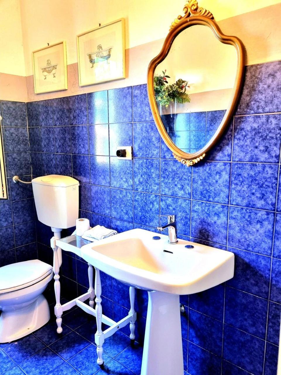 Casa Cambini Bed & Breakfast Marina di Massa Exterior foto