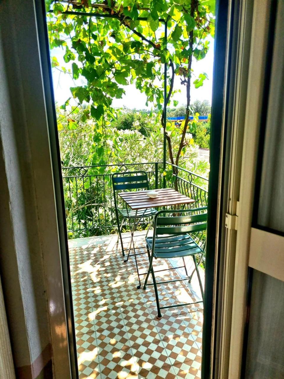 Casa Cambini Bed & Breakfast Marina di Massa Exterior foto