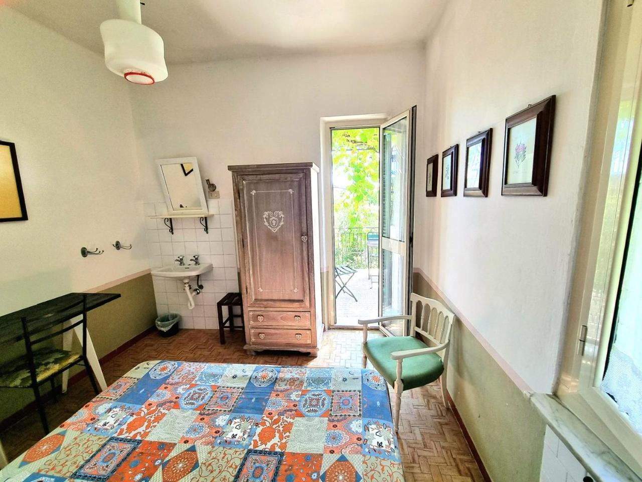 Casa Cambini Bed & Breakfast Marina di Massa Exterior foto
